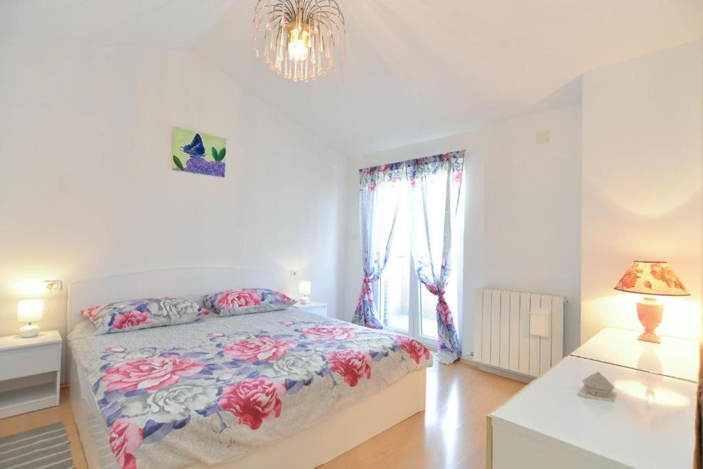 Apartman Eda Póla Kültér fotó