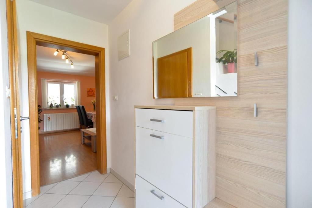 Apartman Eda Póla Kültér fotó